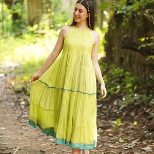 Boho Tiered Maxi Dress | Flowy Sleeveless Summer Dress | Vacation Outfit | Light